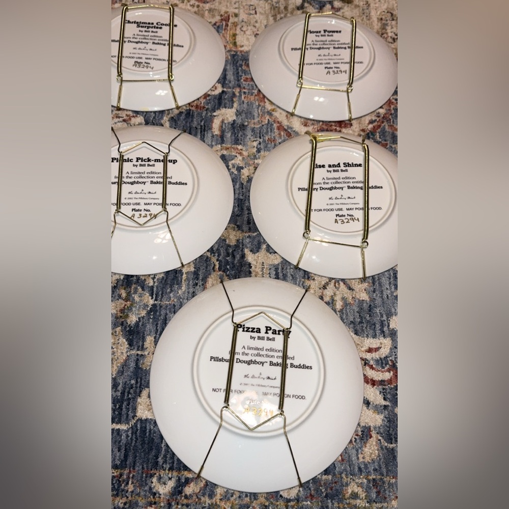 VTG Pillsbury Doughboy Co 2001/2002 Baking Buddies 8” Danbury Mint Plates SET - Picture 11 of 12